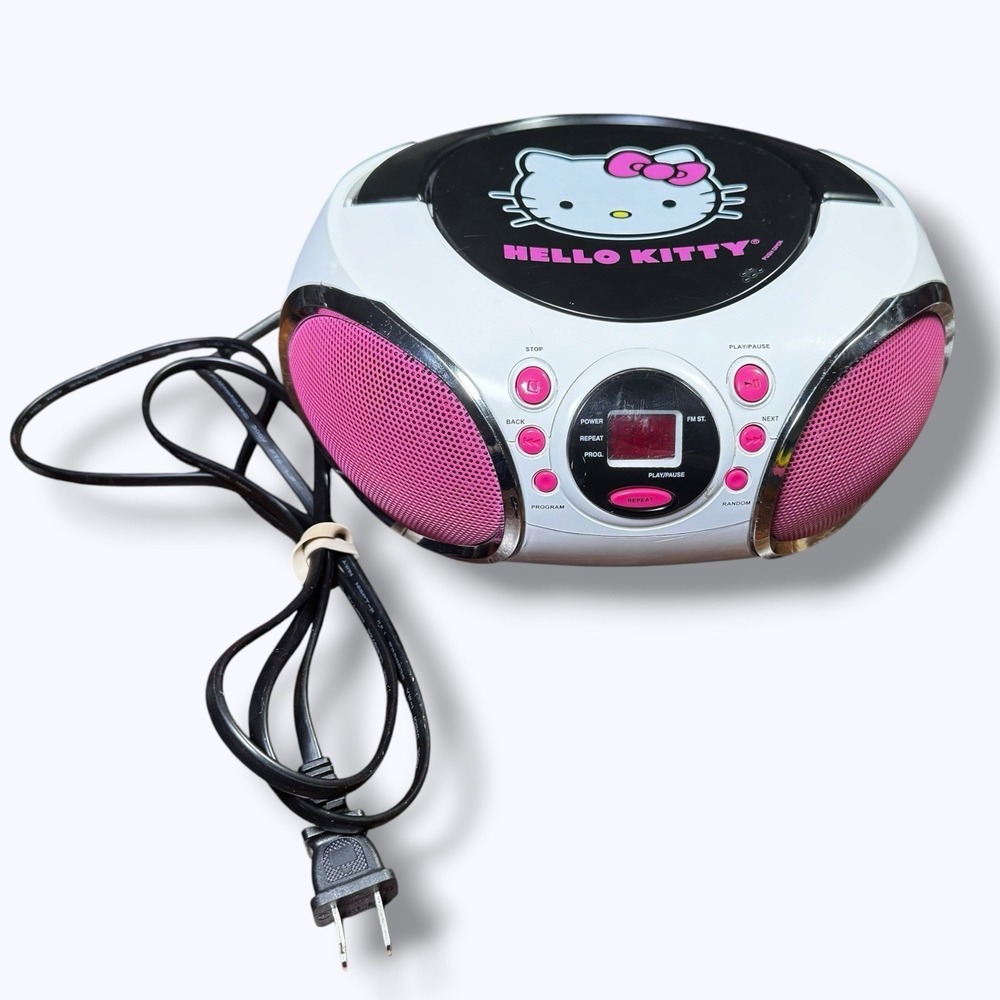 Hello Kitty CD Player Boombox Radio White Pink 2014 KT2026MBY Sanrio Rare *READ